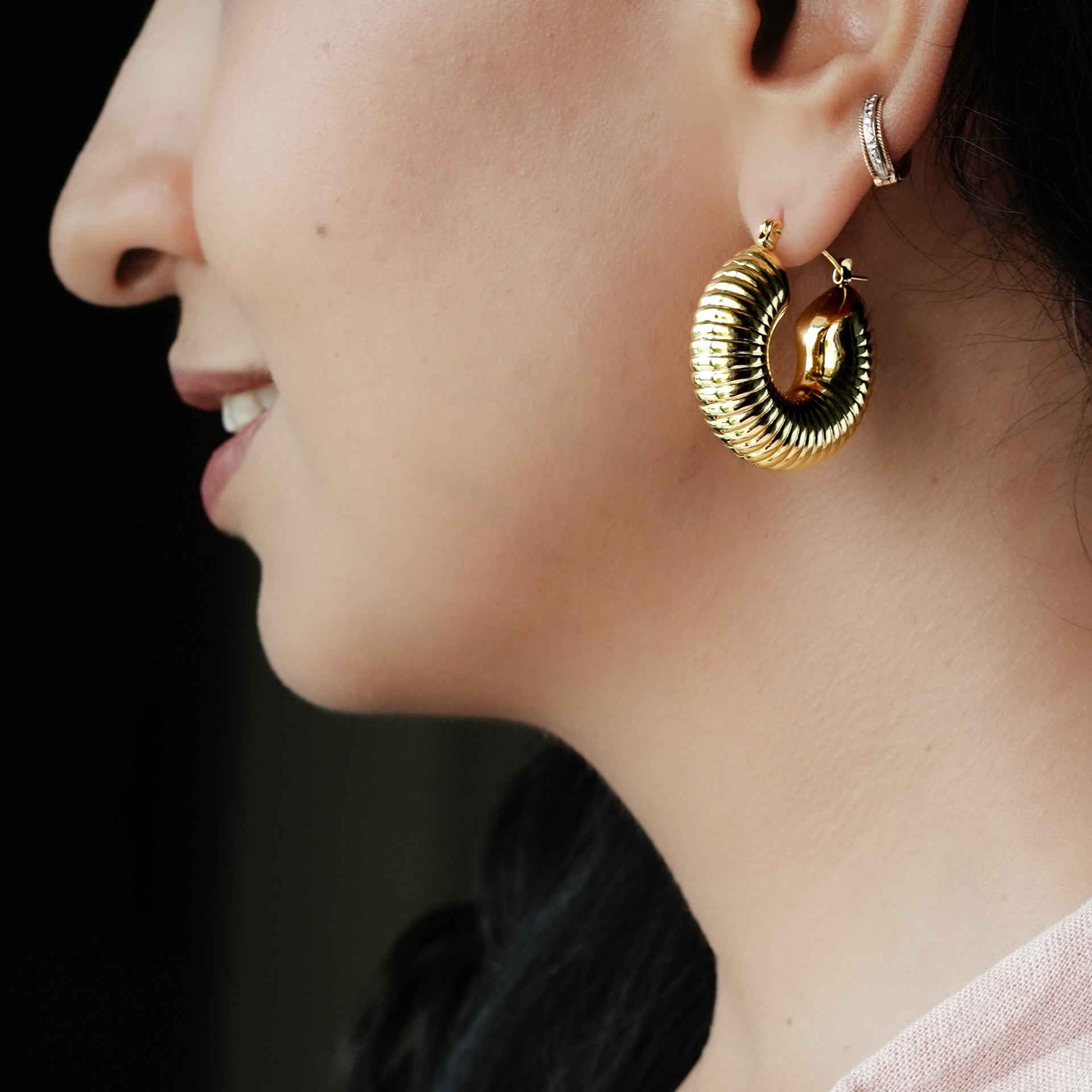 Raya Hoops