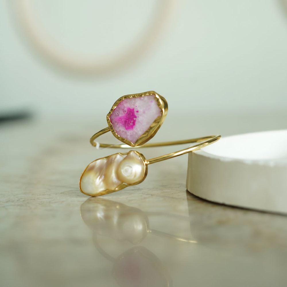 The Solara Agate & Pearl Kada