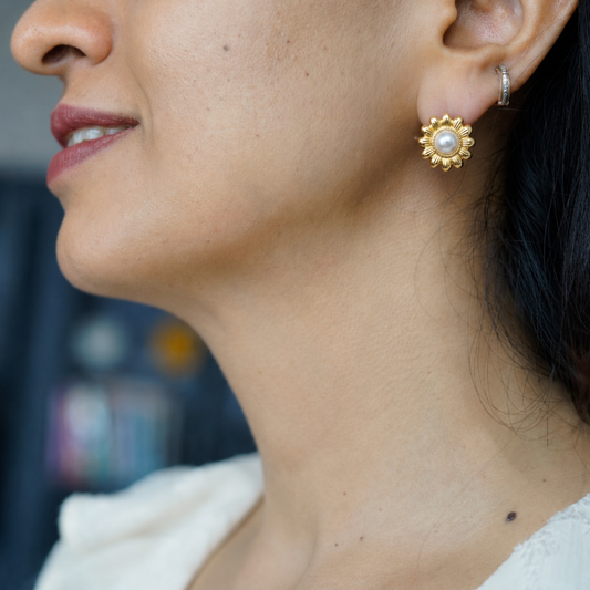 Sunlit Bloom Studs