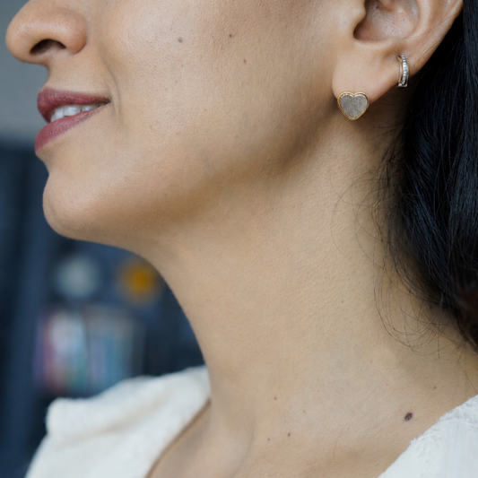 Lumière Heart Studs