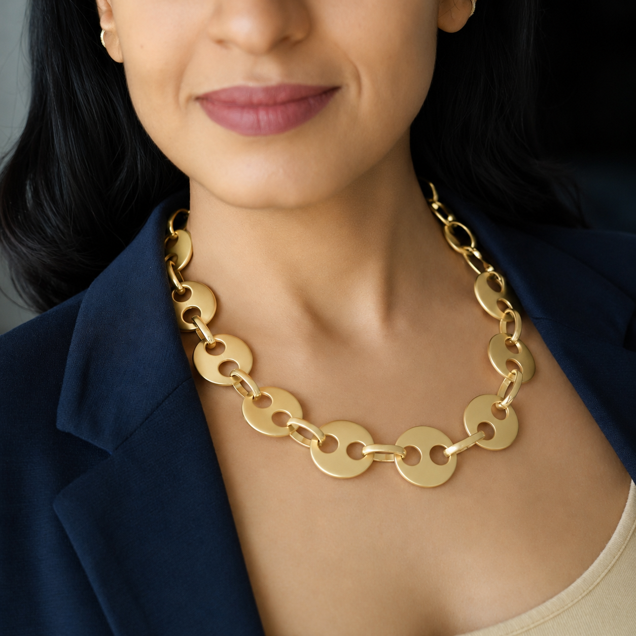 Nova Bold Disc Necklace