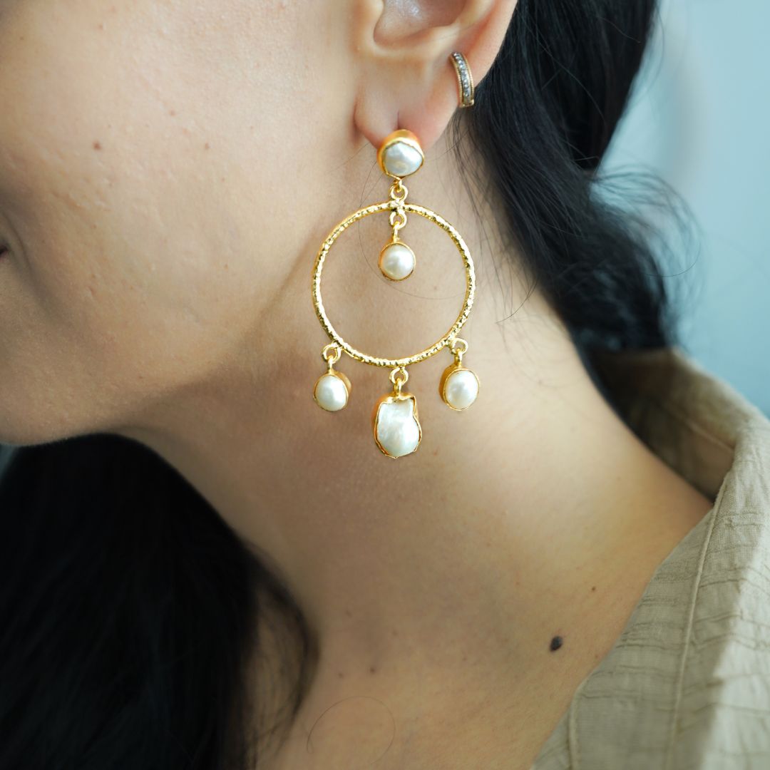 Isla Pearl Hoops