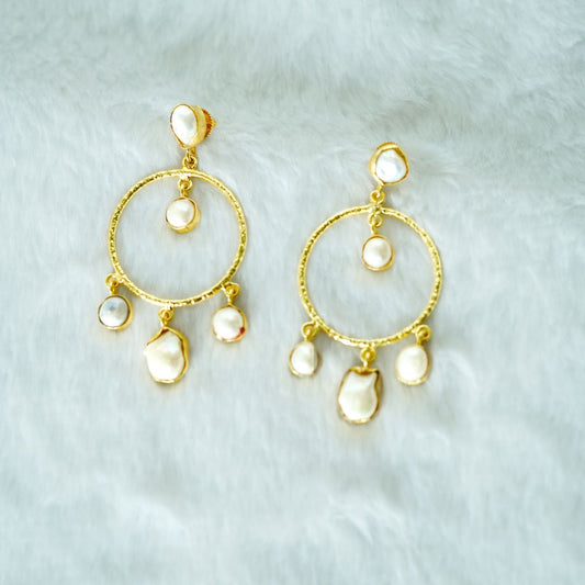 Isla Pearl Hoops