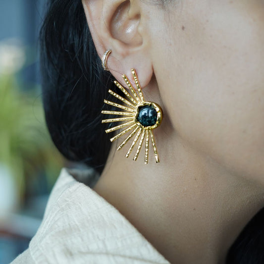 Aura Fan Studs