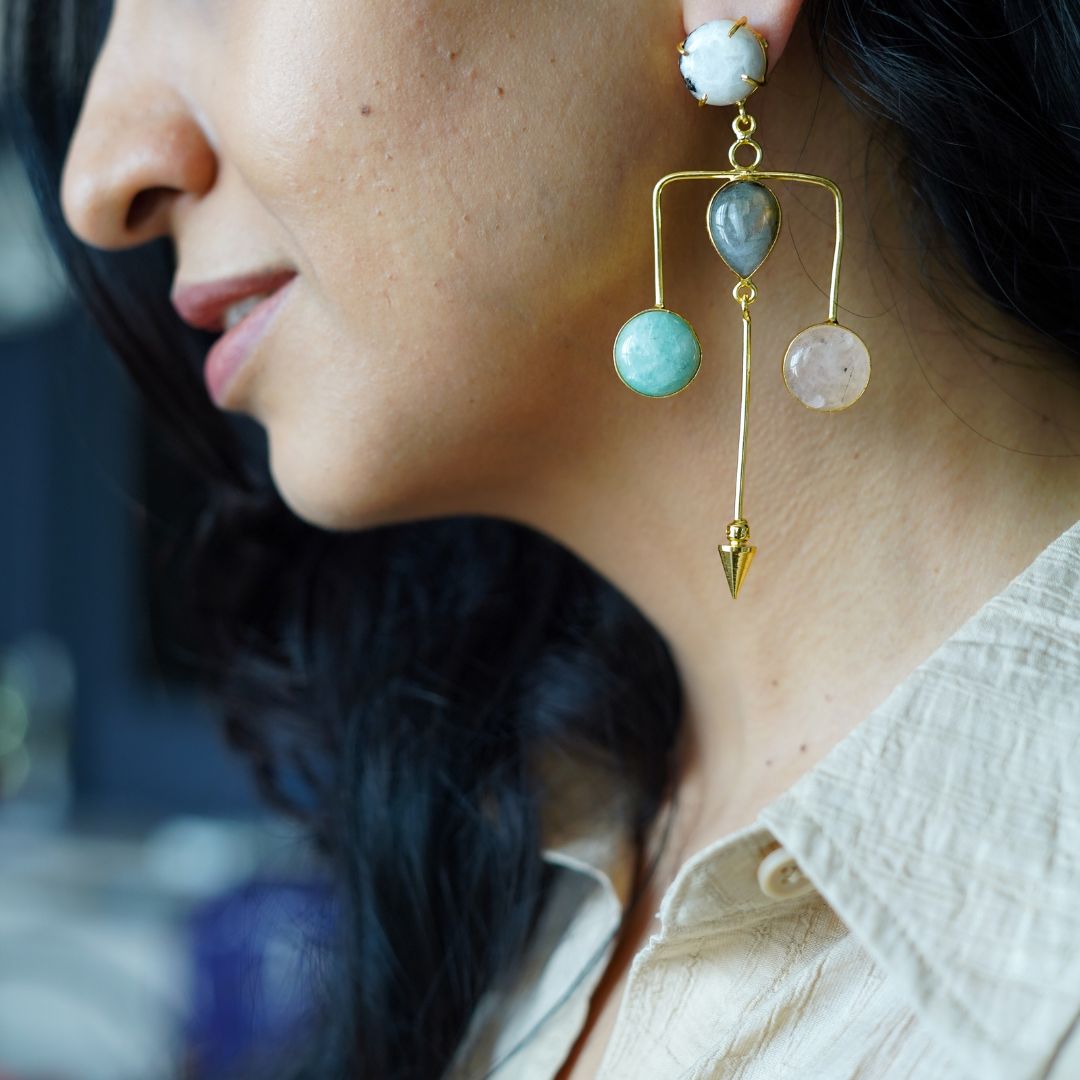 Nora Line Earrings